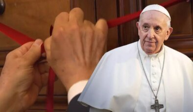 Vatikan’da Papa Franciscus’un odaları mühürlendi
