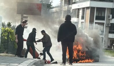 Yalova’da Seyir Halindeki Araçta Yangın Çıktı