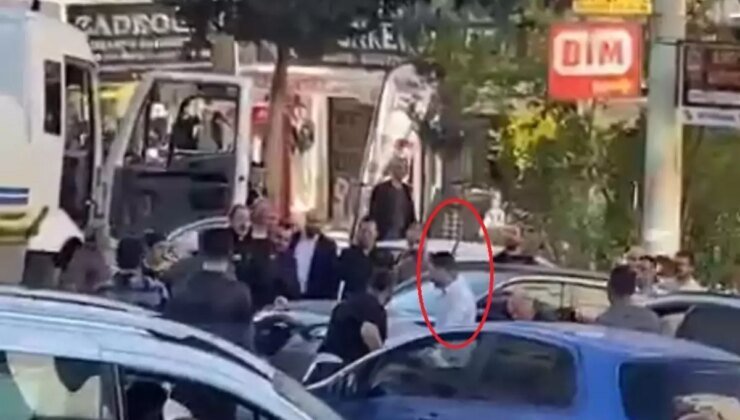 Yol kavgasında kendi sopasıyla dayak yedi