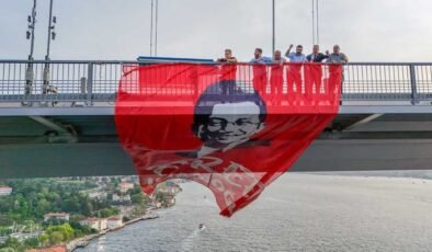 15 Temmuz Şehitler Köprüsü’ne “free İmamoğlu” pankartı asılmasına ilişkin soruşturma başlatıldı