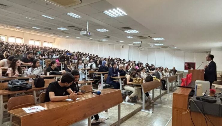 Adana’da Bağımlılıkla Mücadele Etkinliği Düzenlendi