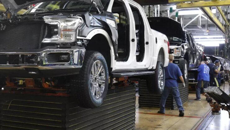 Almanya’da Ford çalışanları grev kararı aldı