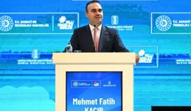 Bakan Kacır: Türkiye, Çin’den sonra en fazla ürünü rekabetçi şekilde en çok ülkeye ihraç edebilen ülkedir