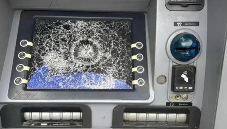 Bayrampaşa’da ATM’lere saldırdılar! Vatandaşlar mağdur oldu