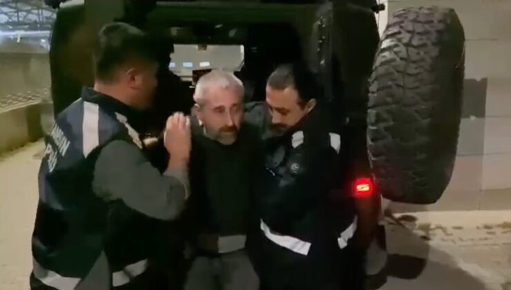 Berber koltuğunda kardeşini öldürmüştü, yakalandı