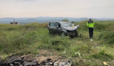Bilecik’te Otomobil ve Motosiklet Çarpışması: 4 Kişiden 3’ü Hayatını Kaybetti