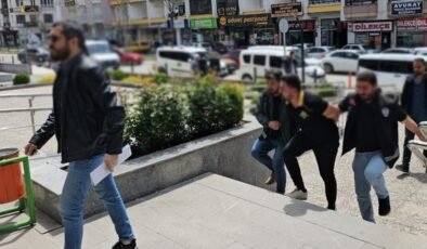 Bir kişiyi silahla yaralayan 2 kardeş tutuklandı