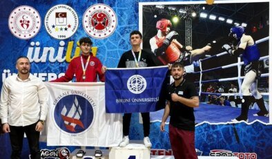 Biruni Üniversitesi Öğrencisi Muay Thai Türkiye Şampiyonu Oldu