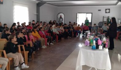 Bitlis’te Bilim Söyleşisi Düzenlendi