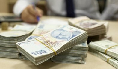 Çalışan 2024 emeklisinin maaşı düşer mi?