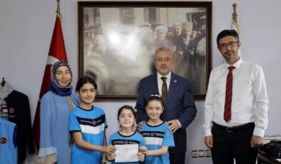 Denizli Öğrencileri, El Emeği İle Ürettikleri Takılarla Filistin’e Destek Oldu