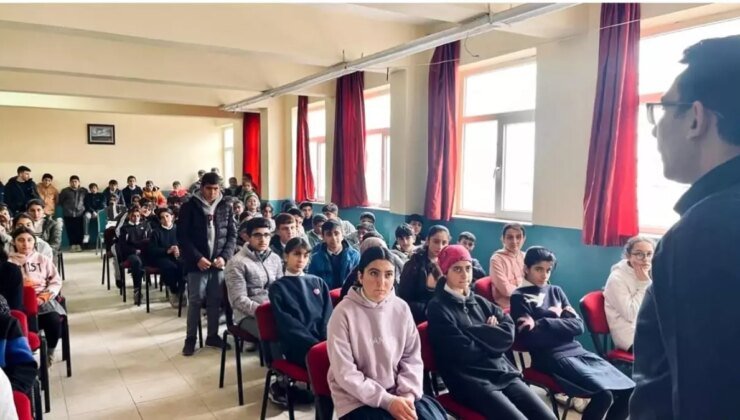Diyadin’de Kariyer Günleri: Öğrencilere Polislik Tanıtımı