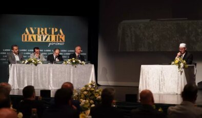 Duisburg’da 3. Avrupa Hafızlık Yarışması Düzenlendi