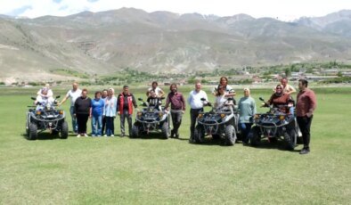 Engelsiz Yaşam Merkezi’nde Yamaç Paraşütü ve ATV Etkinliği