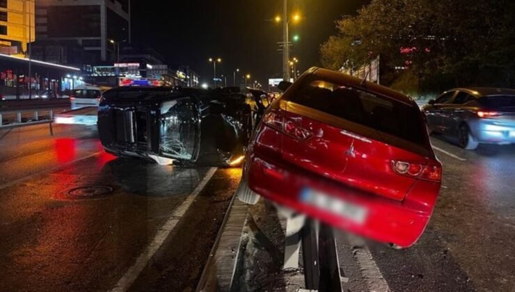 Esenyurt’ta 3 otomobil çarpıştı: 2 yaralı