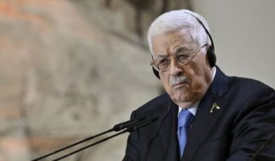 Filistin Devlet Başkanı Abbas, Güney Kıbrıs lideri Hristodulidis ile görüştü
