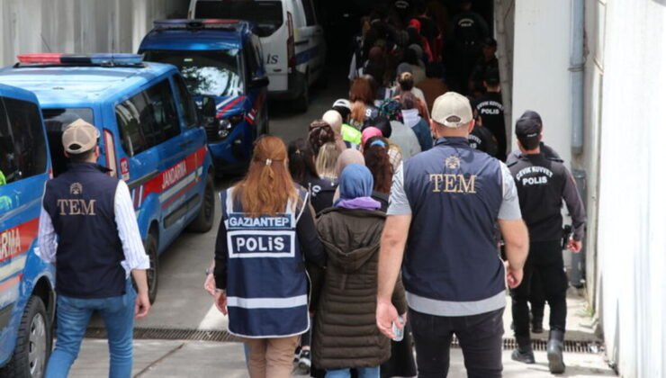 Gaziantep merkezli 47 ildeki FETÖ operasyonunda 77 zanlı tutuklandı