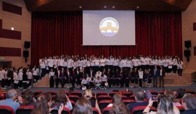 Hemşirelik Haftası’nda Forma Giyme Töreni Düzenlendi