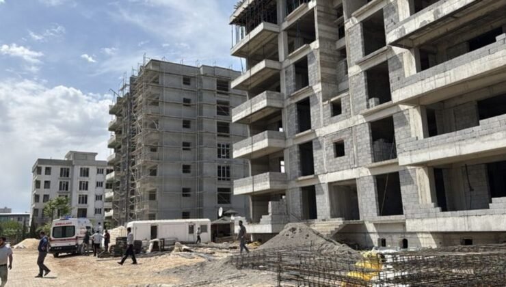 İnşaat işçisi yüksekten düşerek hayatını kaybetti