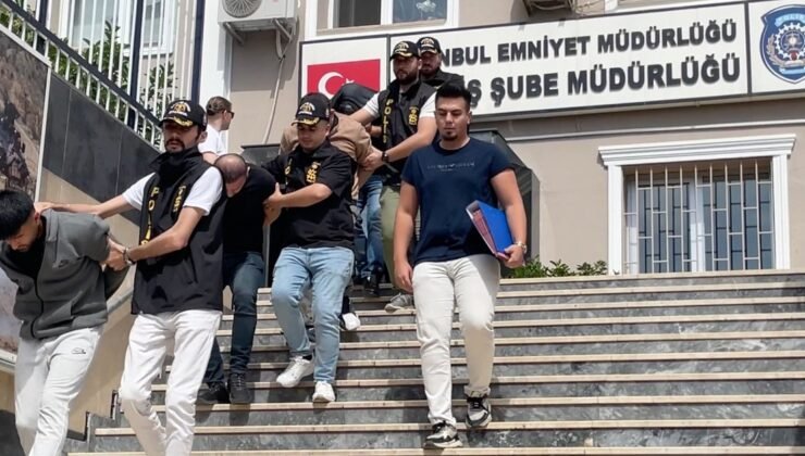 İş vaadiyle getirdikleri kadınlara fuhuş yaptırdılar