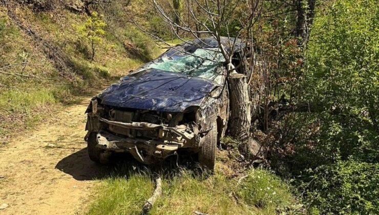 İzmir’de kamyonet şarampole devrildi: 7 yaralı