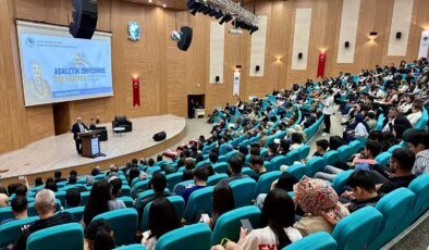 KAEÜ’de Adalet ve Kariyer Konferansı Gerçekleştirildi