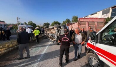 Kahramanmaraş’ta İşçi Servis Minibüsü ile Otomobil Çarpıştı: 12 Yaralı