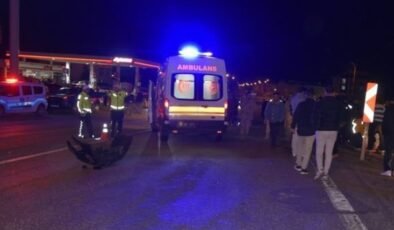 Kelkit’te çarpışan iki araç yayaların arasında daldı: 11 yaralı