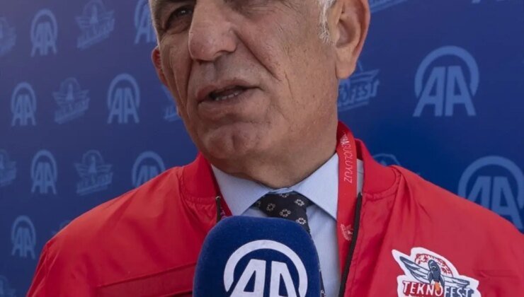KKTC Milli Eğitim Bakanı Çavuşoğlu, TEKNOFEST KKTC’deki AA standını ziyaret etti Açıklaması
