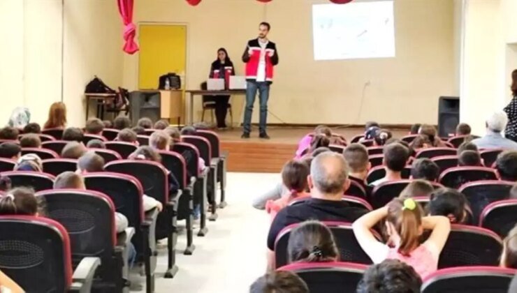 Minik Öğrencilere Gıda Güvenliği Semineri