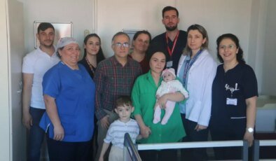 Nadir Doğumsal Anomalili Bebek Başarıyla Tedavi Edildi