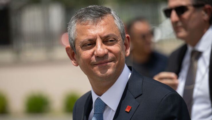 Özgür Özel’den anayasa sorusuna yanıt