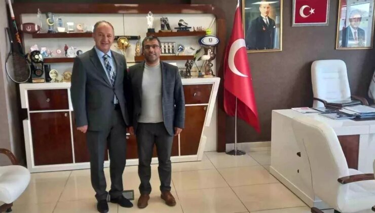 Prof. Dr. Murat Taş’tan Levent Çakmur’a Nezaket Ziyareti