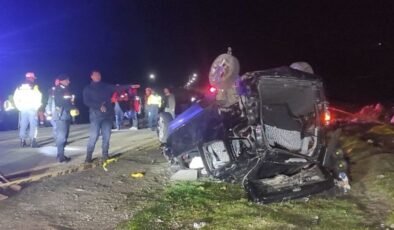 Rize’de araç takla attı: 3 ölü, 2 yaralı
