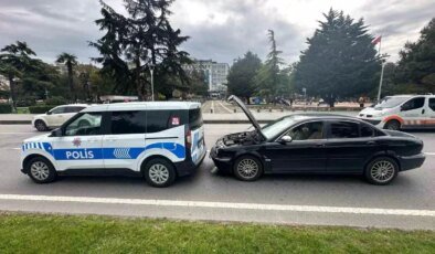 Samsun’da Polis Aracına Arkadan Çarpan Otomobil Maddi Hasara Neden Oldu