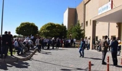 Şanlıurfa’da polis merkezi önünde kavga: 5 yaralı, 12 gözaltı