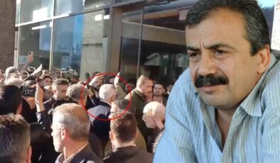 Sırrı Süreyya Önder’in hayatını kaybettiği hastanede yuhalanan Mehmet Metiner’den açıklama