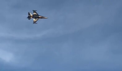 SOLOTÜRK, gösteri uçuşu gerçekleştirdi