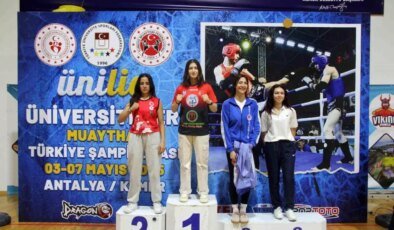 Sude Nur Basancı, Türkiye Üniversitelerarası Muaythai Şampiyonası’nda Şampiyon Oldu