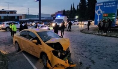 Taksi ile otomobil çarpıştı: 6 yaralı