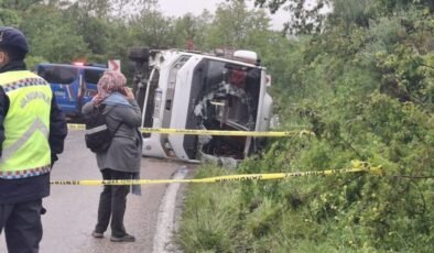 Tur otobüsü devrildi: 2’si ağır 18 yaralı!