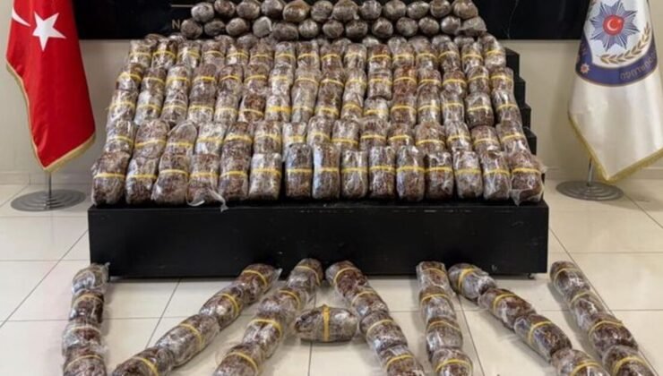 Van’da 84 kilo 460 gram esrar ele geçirildi: 2 tutuklama