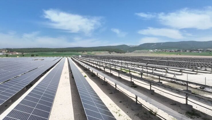 Yapay Zeka ile Güneş Enerji Santrallerindeki Arızalar Anında Tespit Edilecek