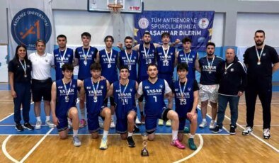 Yaşar Üniversitesi Erkek Basketbol Takımı Süper Lig’e Yükseldi