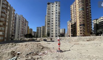 6 Şubat’ta Ekim Apartmanında 42 kişi ölmüştü! Müteahhitlere ceza yağdı!