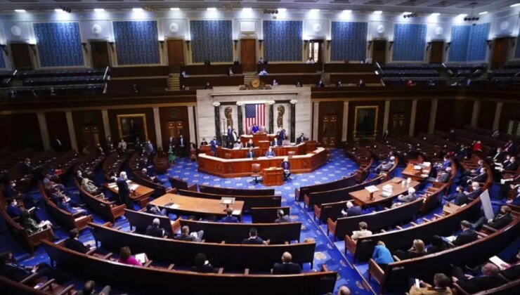 ABD Temsilciler Meclisi’nde Trump’ın azil tasarı reddedildi
