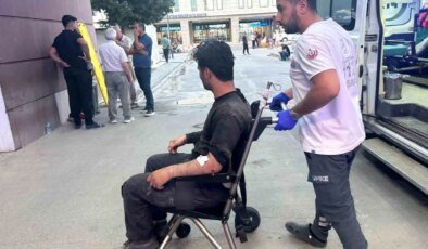 Adıyaman’da Motosiklet ve Otomobil Çarpıştı: 1 Yaralı