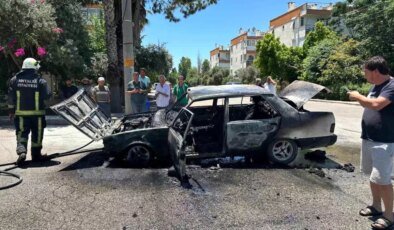 Antalya’da Tofaş otomobil yangını: 40 derece sıcaklık etkili oldu