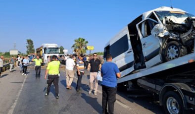 Antalya’da zincirleme kaza: 4 yaralı