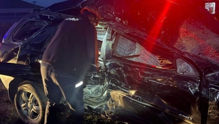 Ardahan’da cip ile TIR çarpıştı: 2 ölü, 2 yaralı